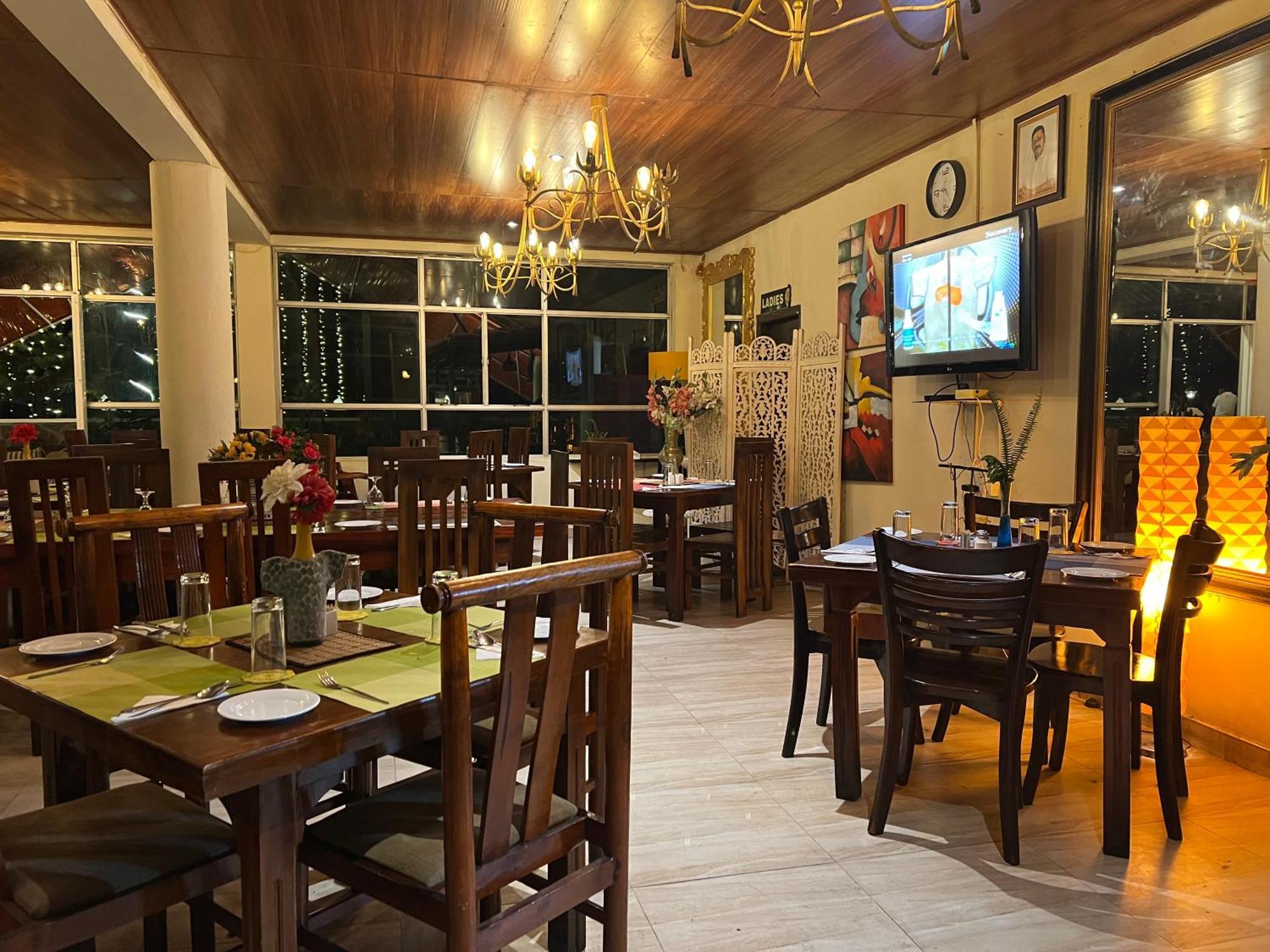 Hotel Hill Cool & Restaurant