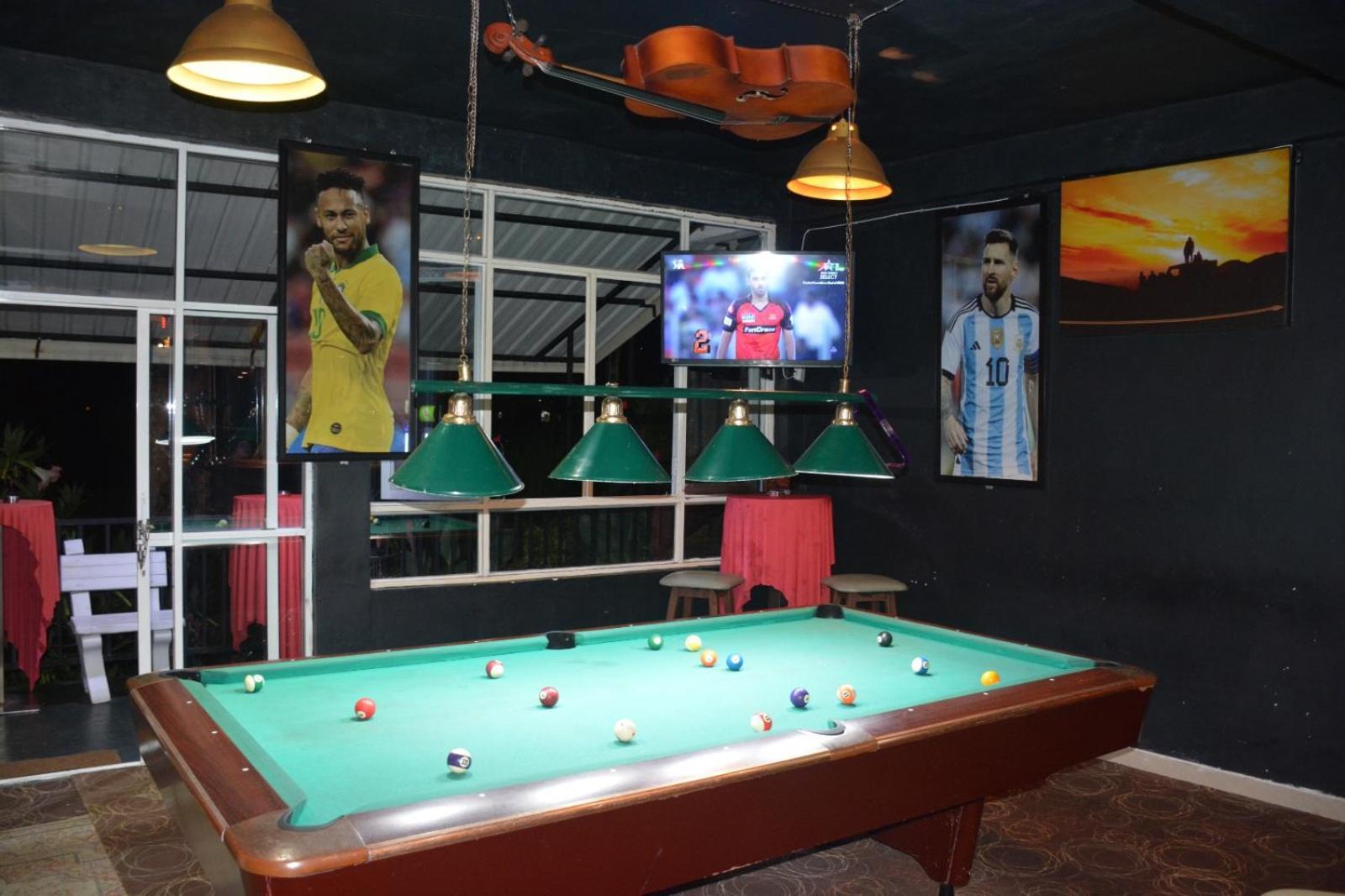 Hotel Hill Cool & Restaurant Hatton